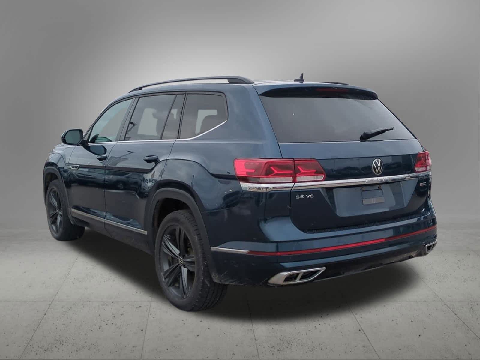 Thumbnail: 2021 Volkswagen Atlas - 4