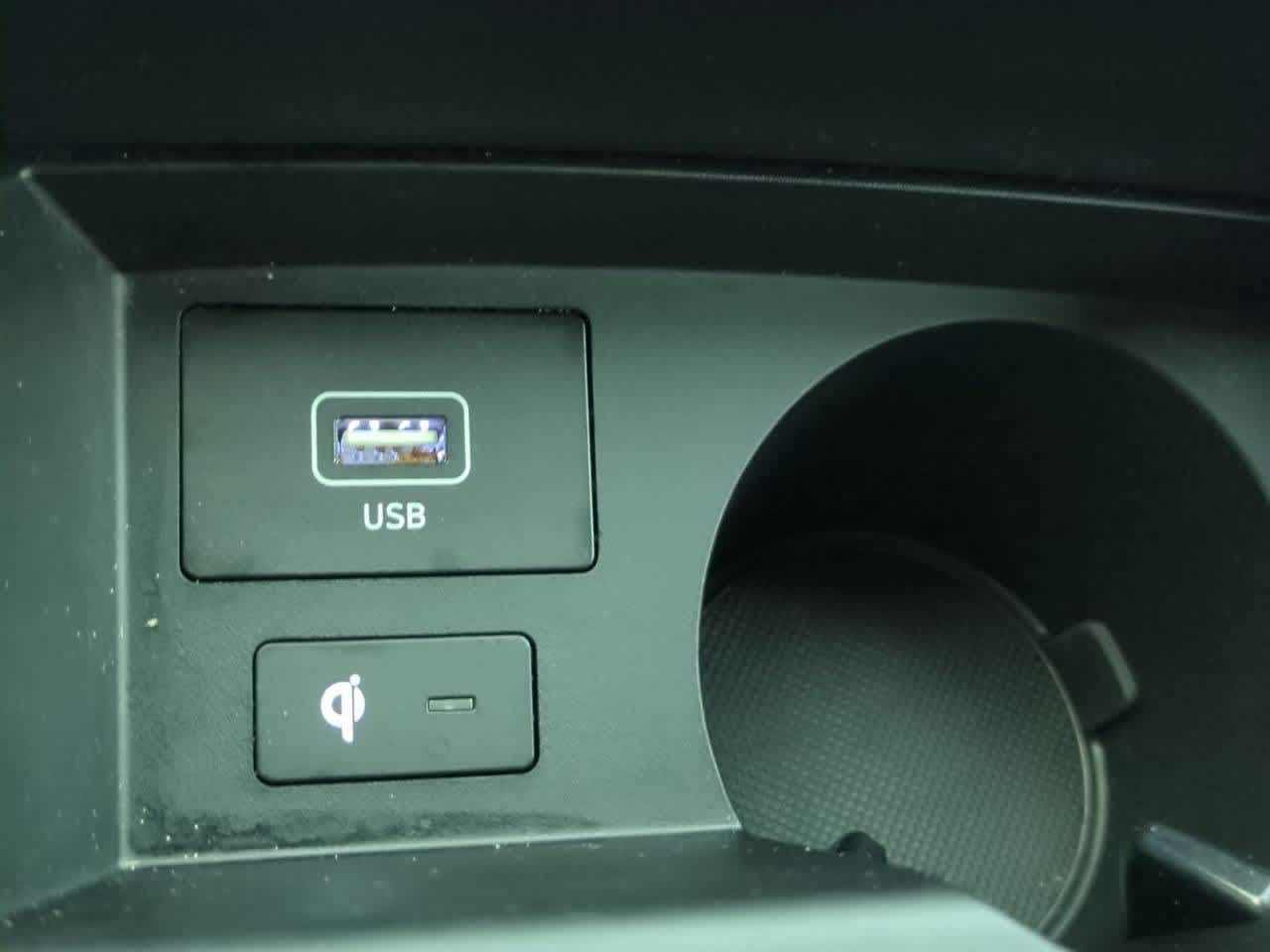 Thumbnail: 2022 Hyundai Santa Fe - 28