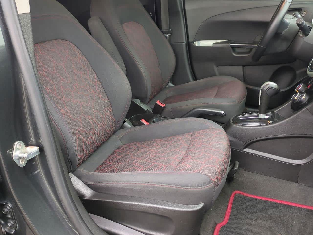 Thumbnail: 2020 Chevrolet Sonic - 20