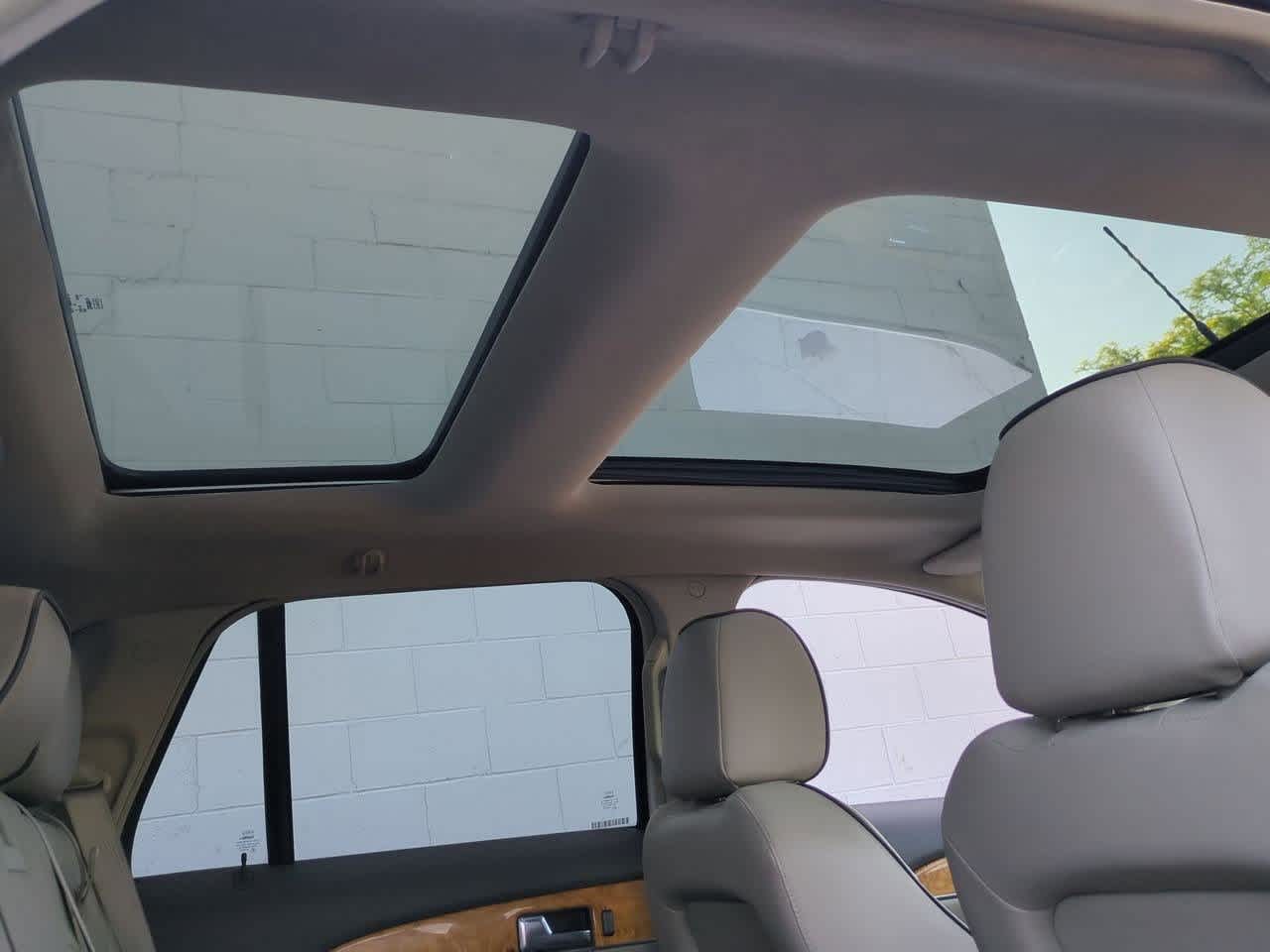 Thumbnail: 2013 Lincoln MKX - 21