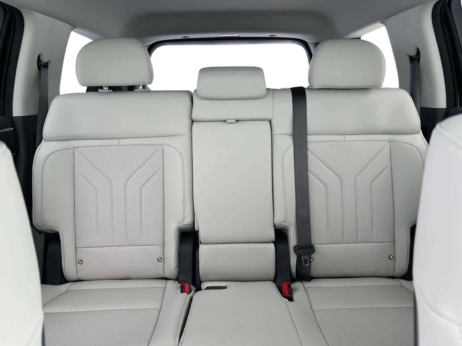 Thumbnail: 2026 Hyundai Santa Fe - 14