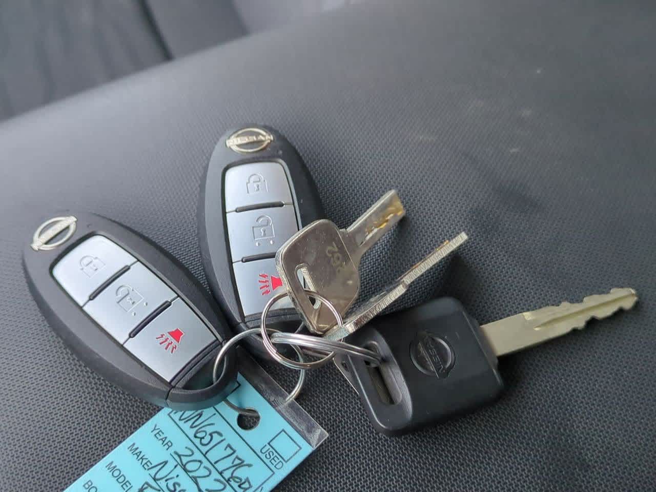 Thumbnail: 2022 Nissan Frontier - 32