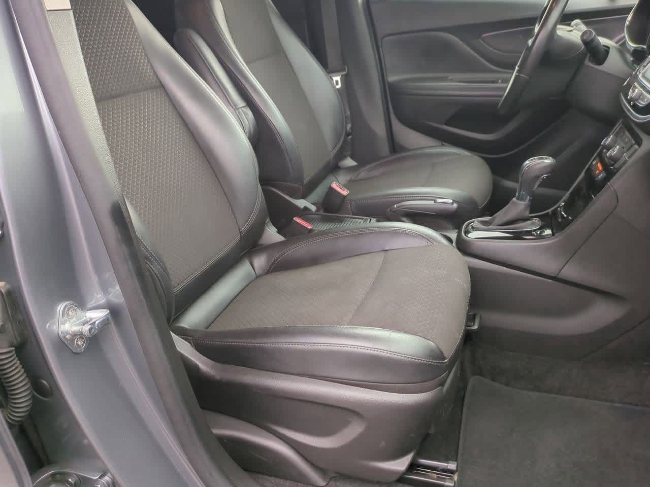 Thumbnail: 2019 Buick Encore - 19