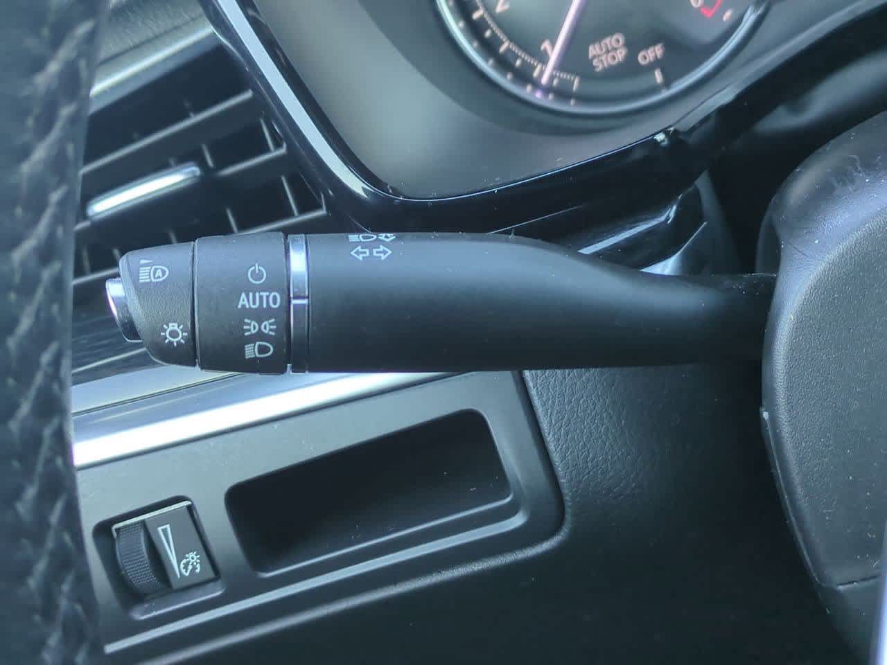 Thumbnail: 2024 Cadillac XT5 - 27