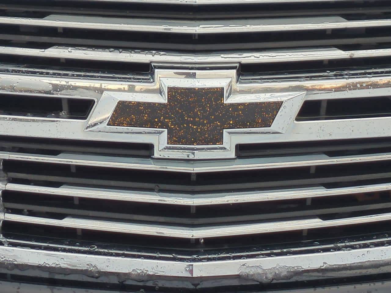 Thumbnail: 2015 Chevrolet Suburban - 11