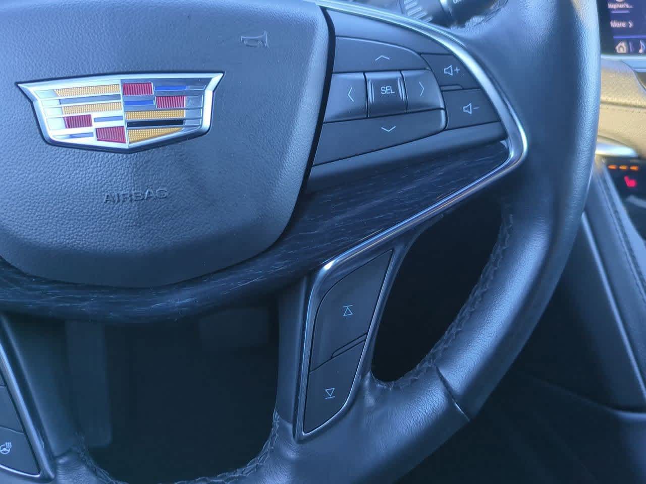 Thumbnail: 2024 Cadillac XT5 - 25