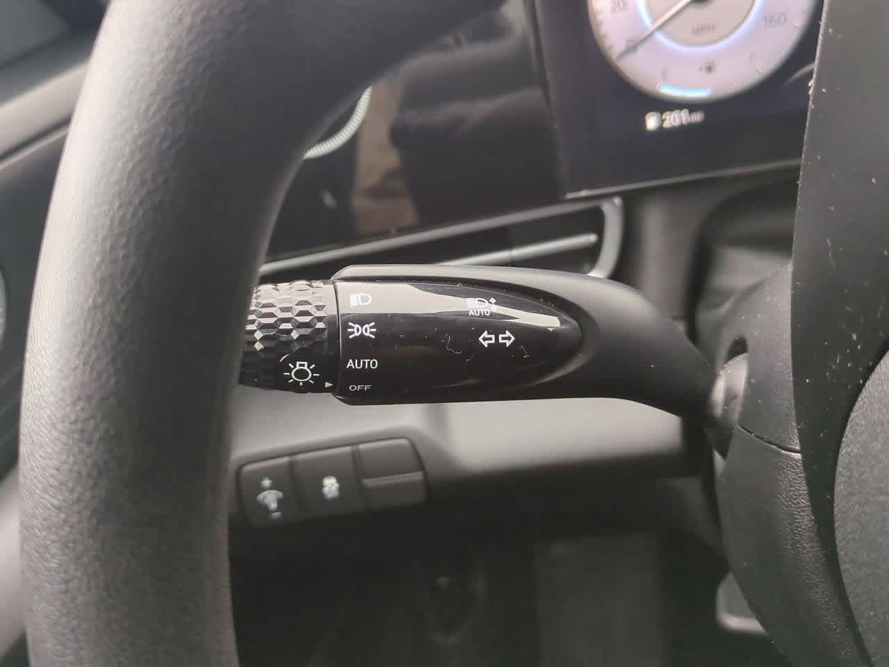 Thumbnail: 2024 Hyundai Elantra - 25