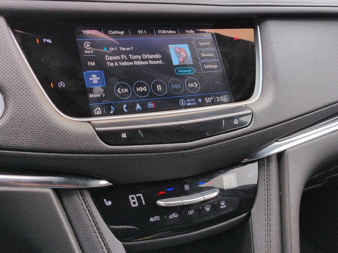 Thumbnail: 2023 Cadillac XT5 - 23