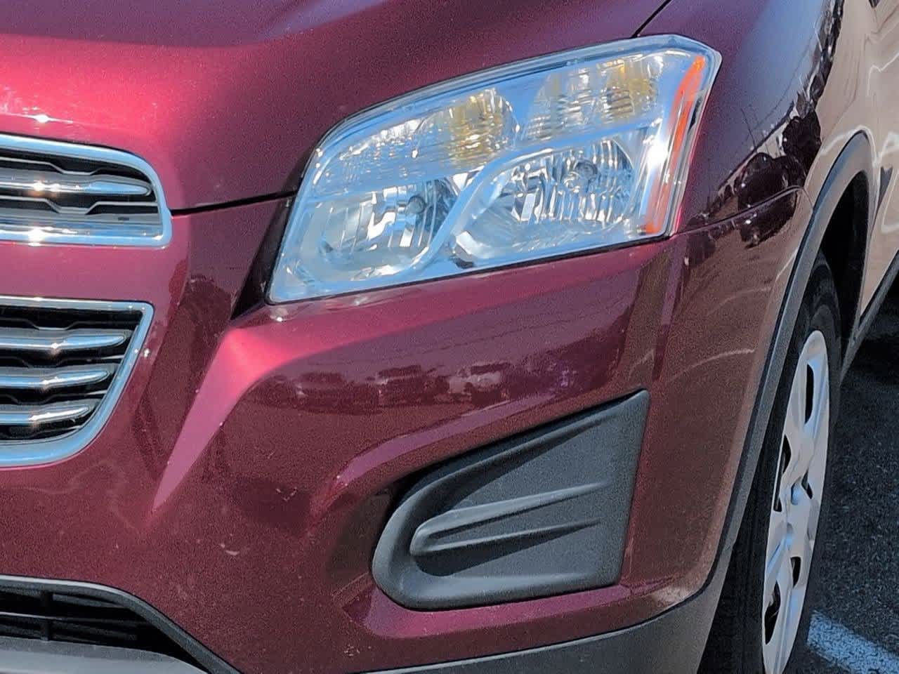 Thumbnail: 2016 Chevrolet Trax - 10