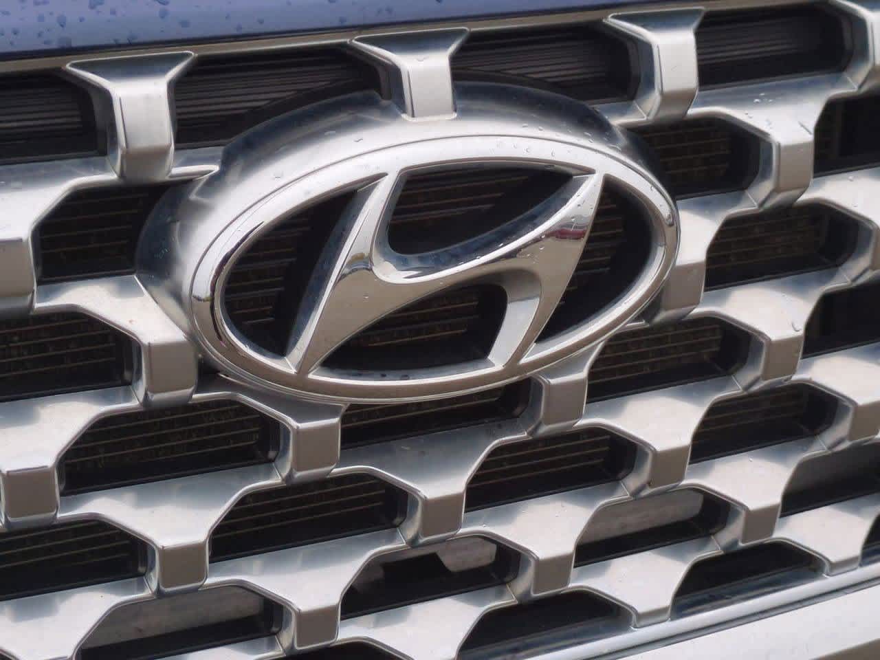 Thumbnail: 2022 Hyundai Santa Fe - 11