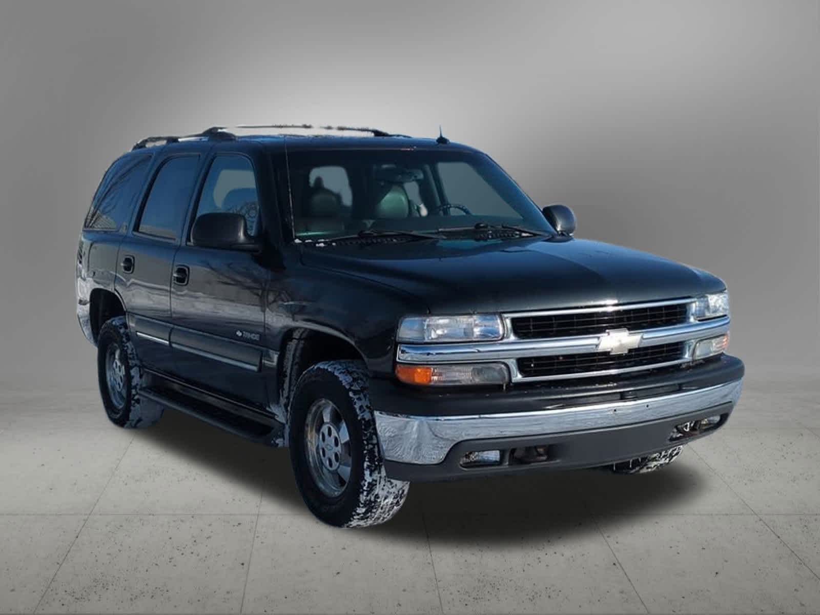 Thumbnail: 2003 Chevrolet Tahoe - 8