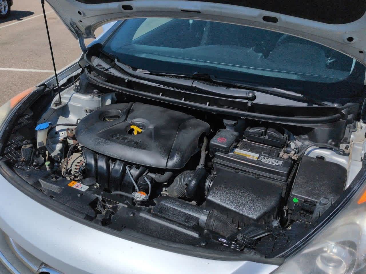 Thumbnail: 2014 Hyundai Elantra - 15