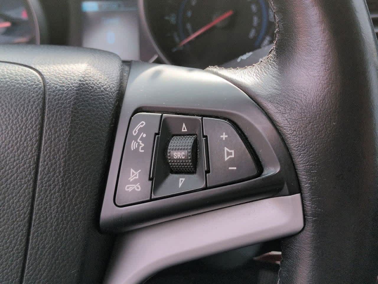 Thumbnail: 2014 Chevrolet Cruze - 24