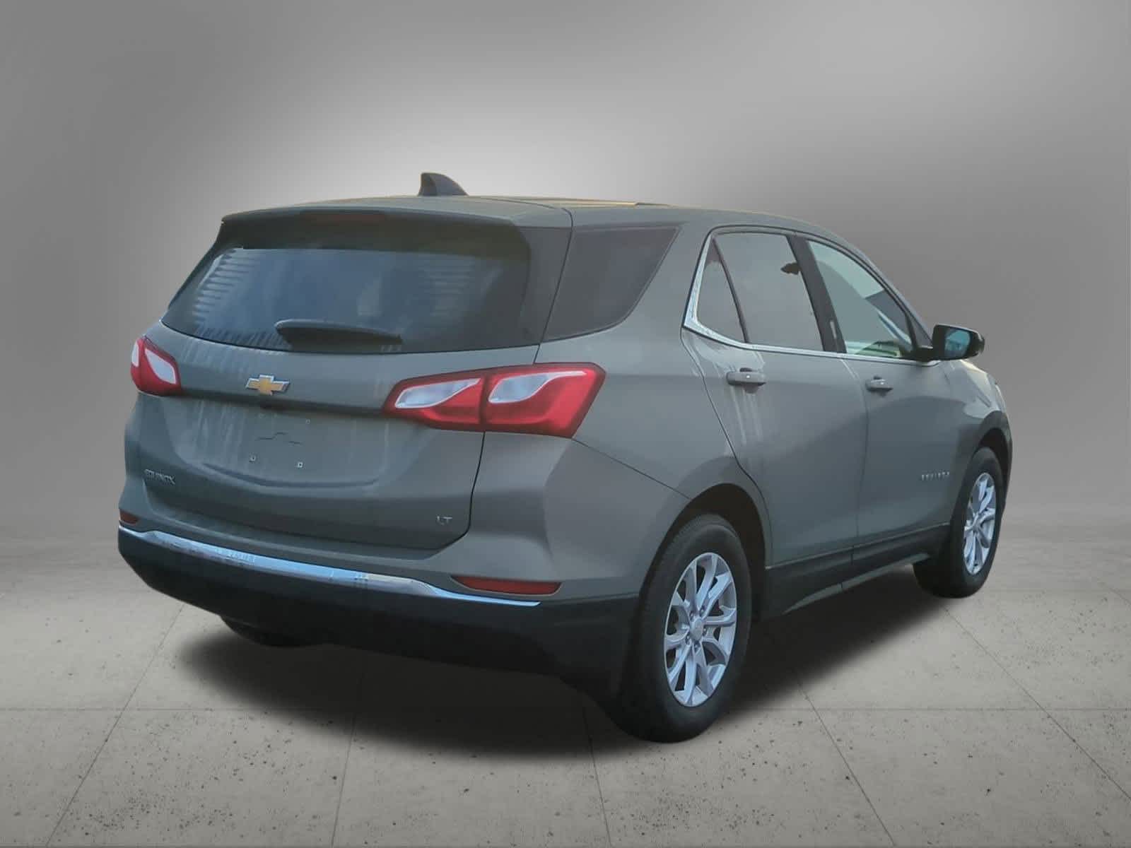 Thumbnail: 2018 Chevrolet Equinox - 6