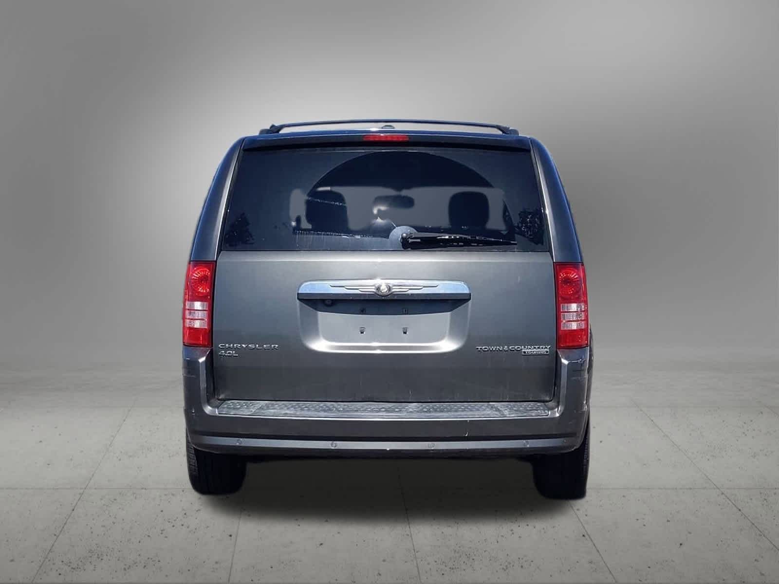 2010 Chrysler Town & Country Touring 5