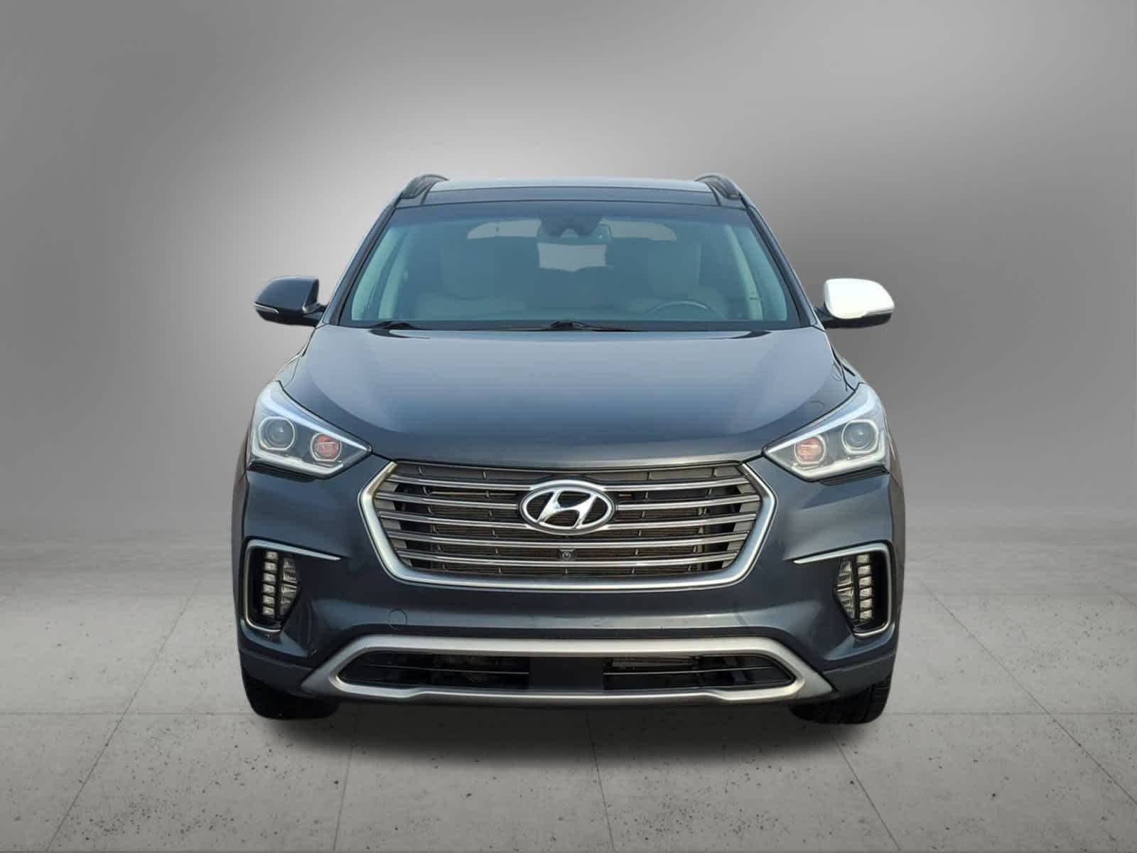 Thumbnail: 2017 Hyundai Santa Fe - 9