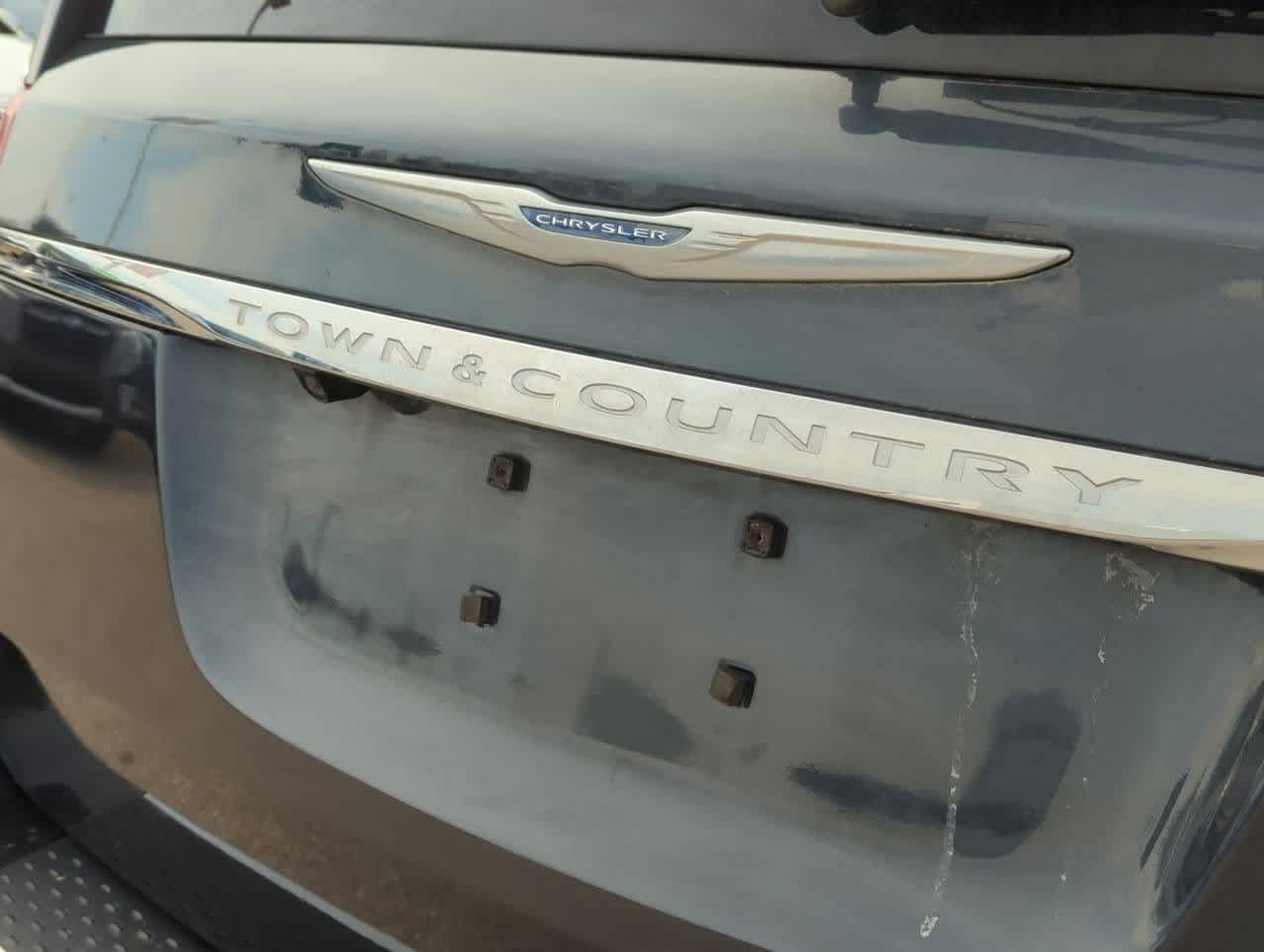 2014 Chrysler Town & Country Touring 11