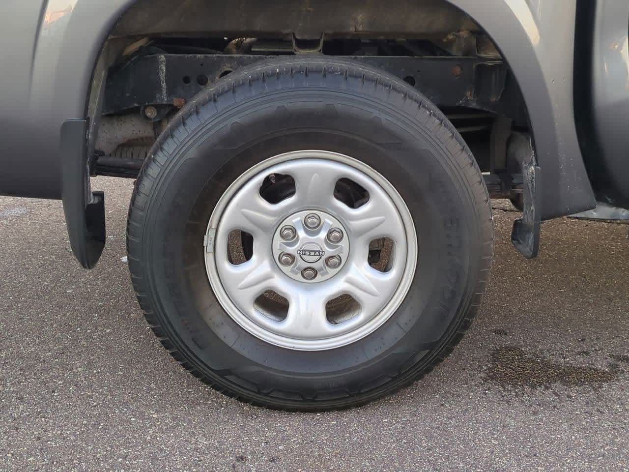 Thumbnail: 2022 Nissan Frontier - 13