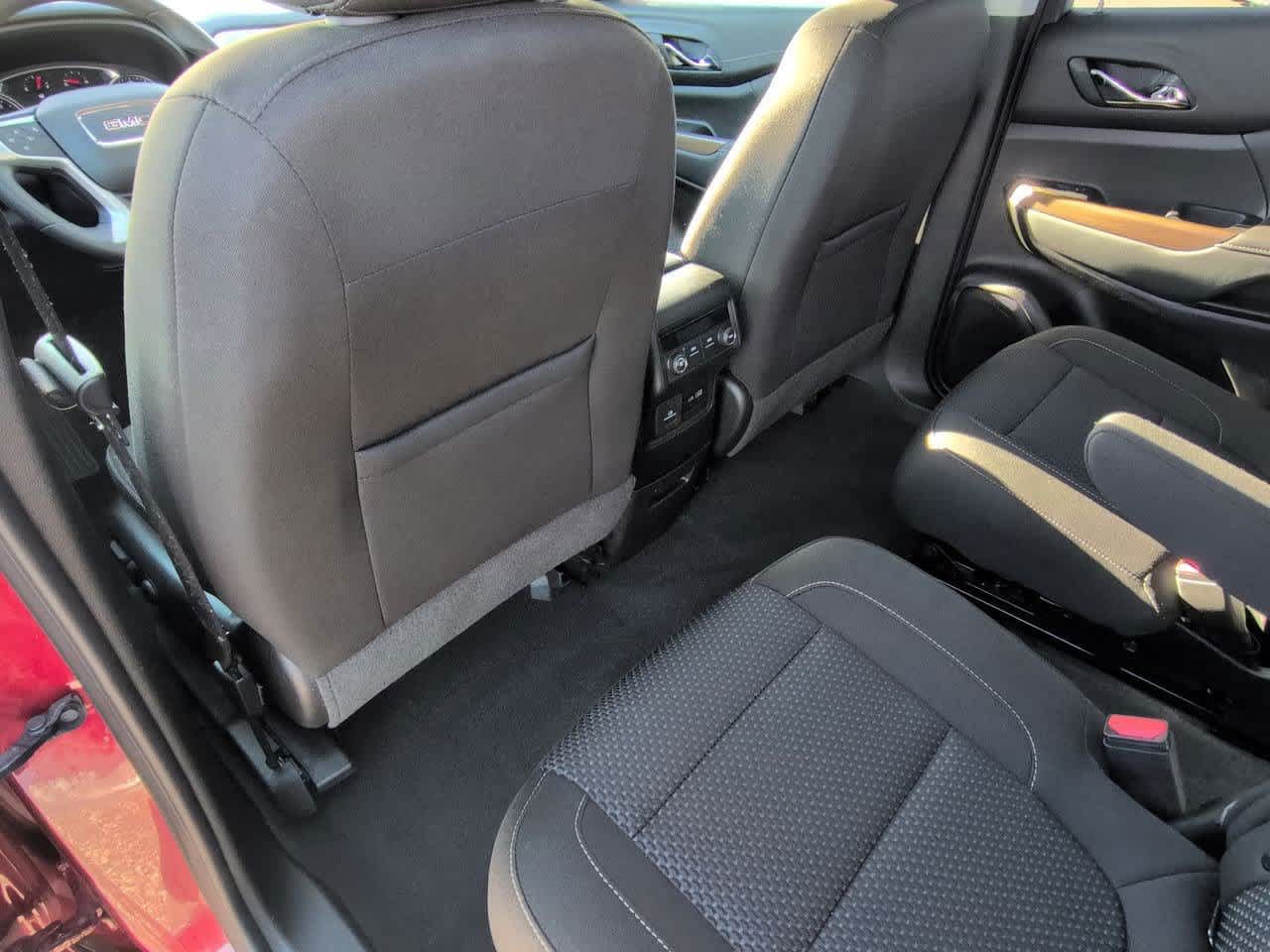 Thumbnail: 2023 GMC Acadia - 18