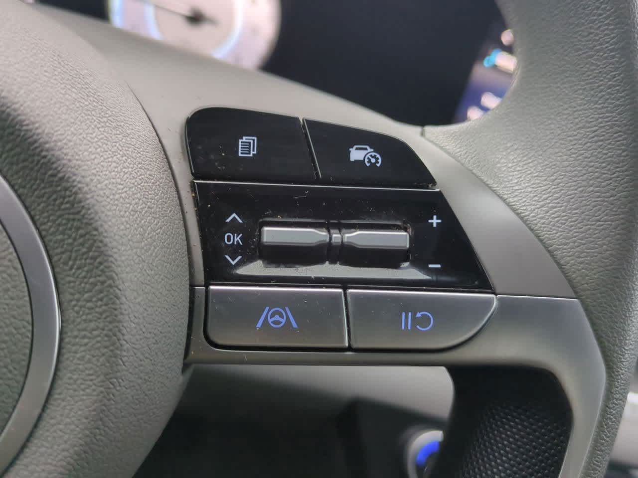 Thumbnail: 2024 Hyundai Elantra - 23