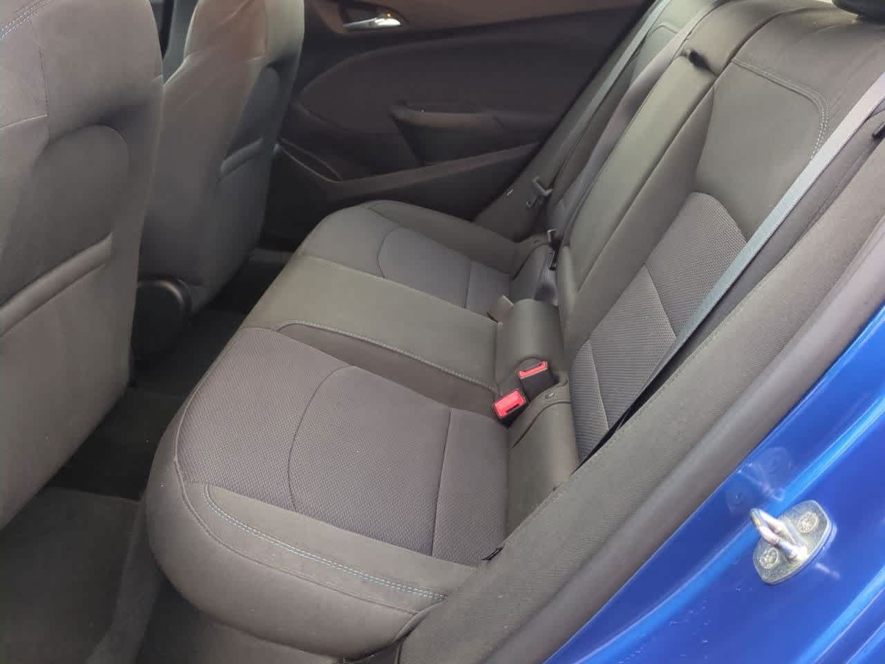 Thumbnail: 2017 Chevrolet Cruze - 18