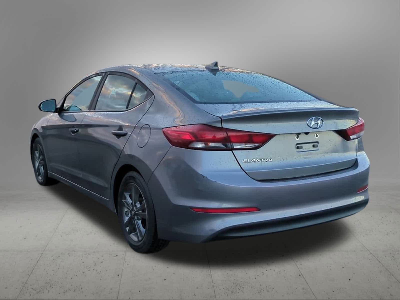 Thumbnail: 2018 Hyundai Elantra - 4