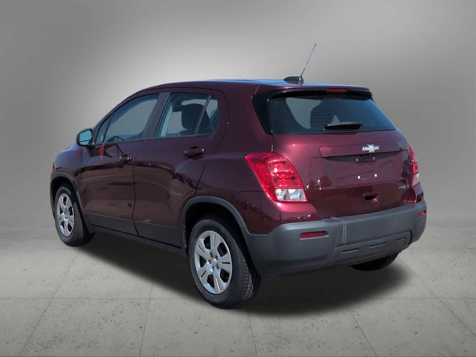 Thumbnail: 2016 Chevrolet Trax - 4