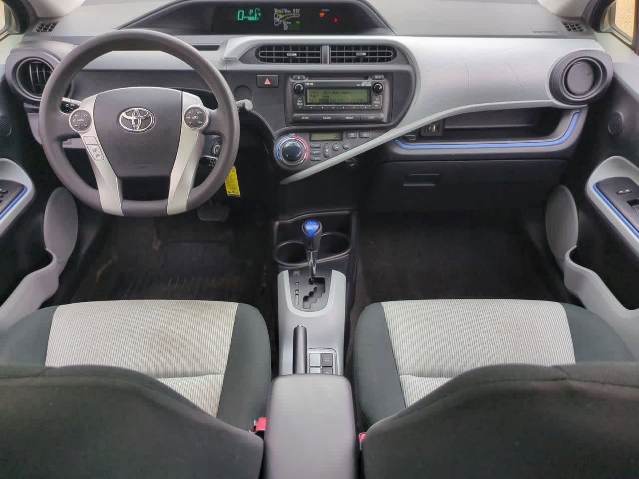 Thumbnail: 2012 Toyota Prius c - 14