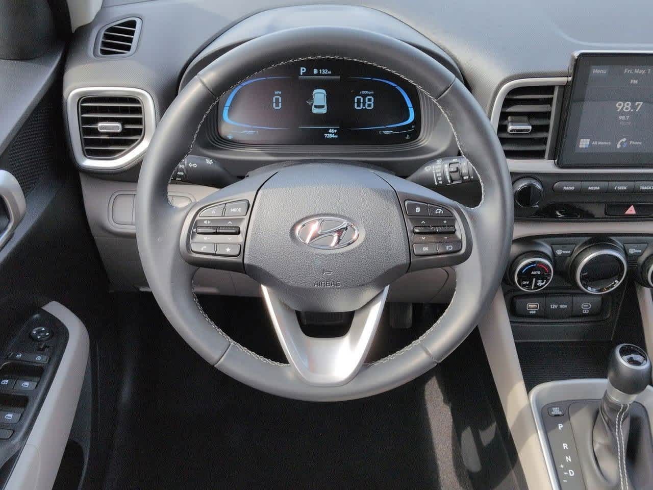 Thumbnail: 2025 Hyundai Venue - 23