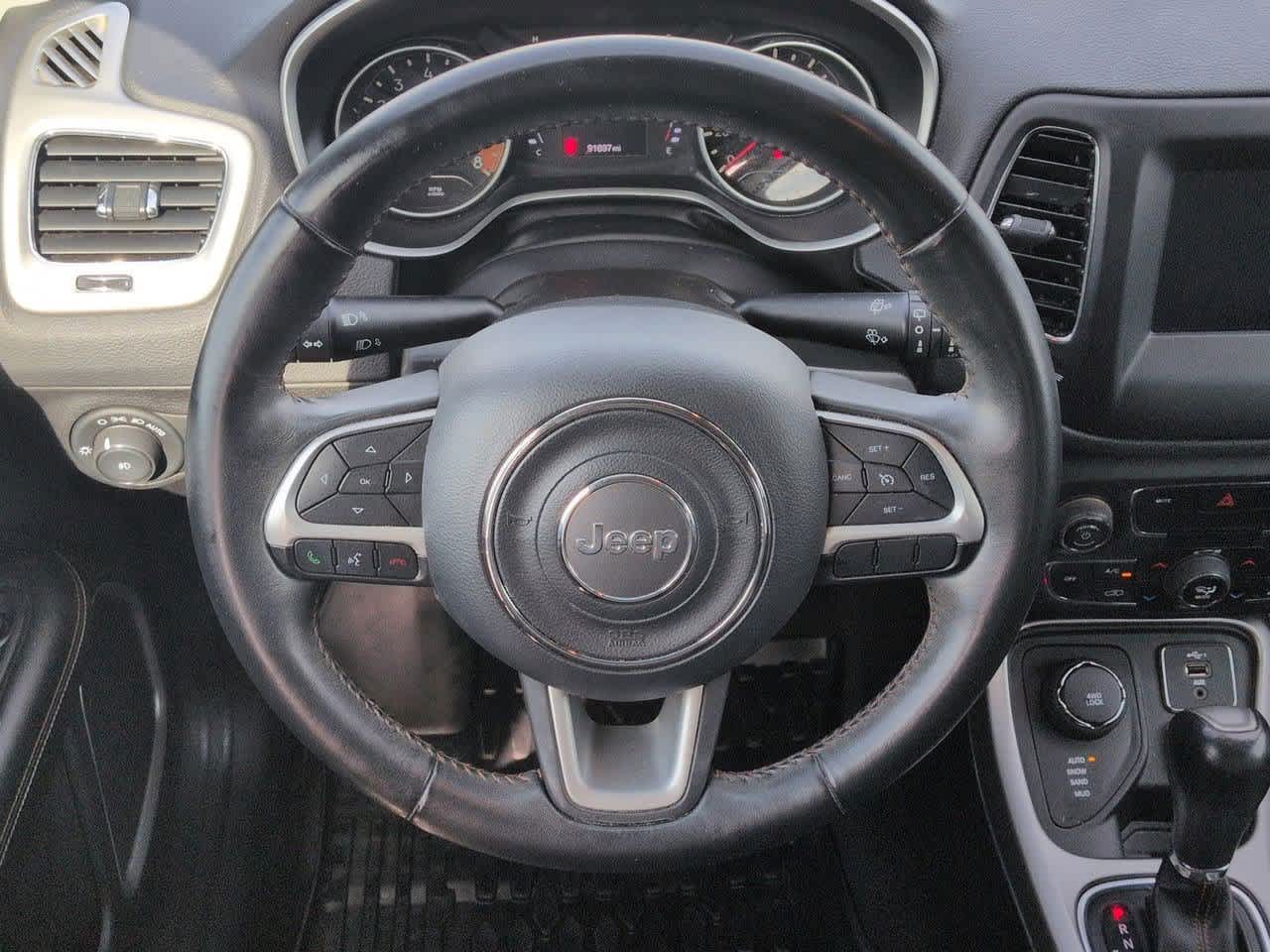 Thumbnail: 2019 Jeep Compass - 22