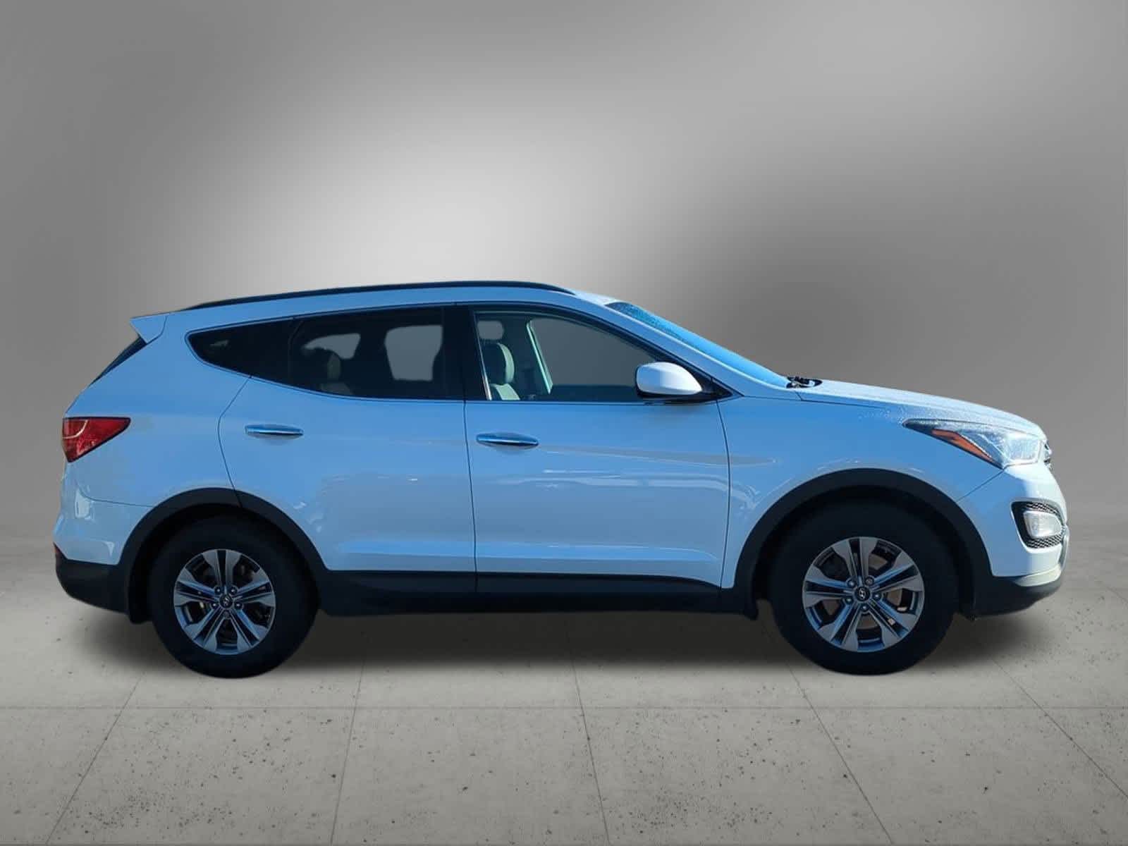 Thumbnail: 2016 Hyundai Santa Fe - 7