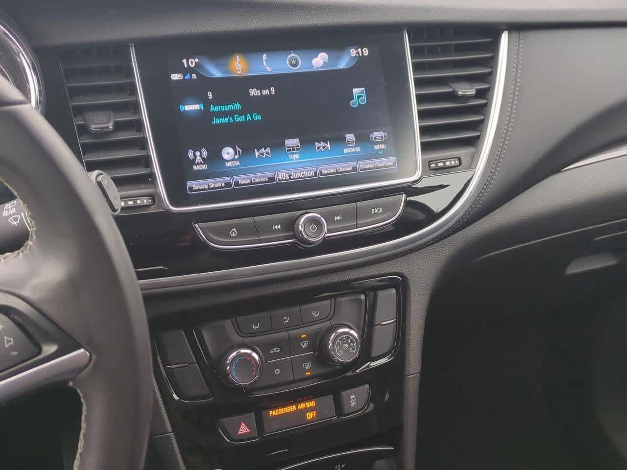 Thumbnail: 2020 Buick Encore - 26