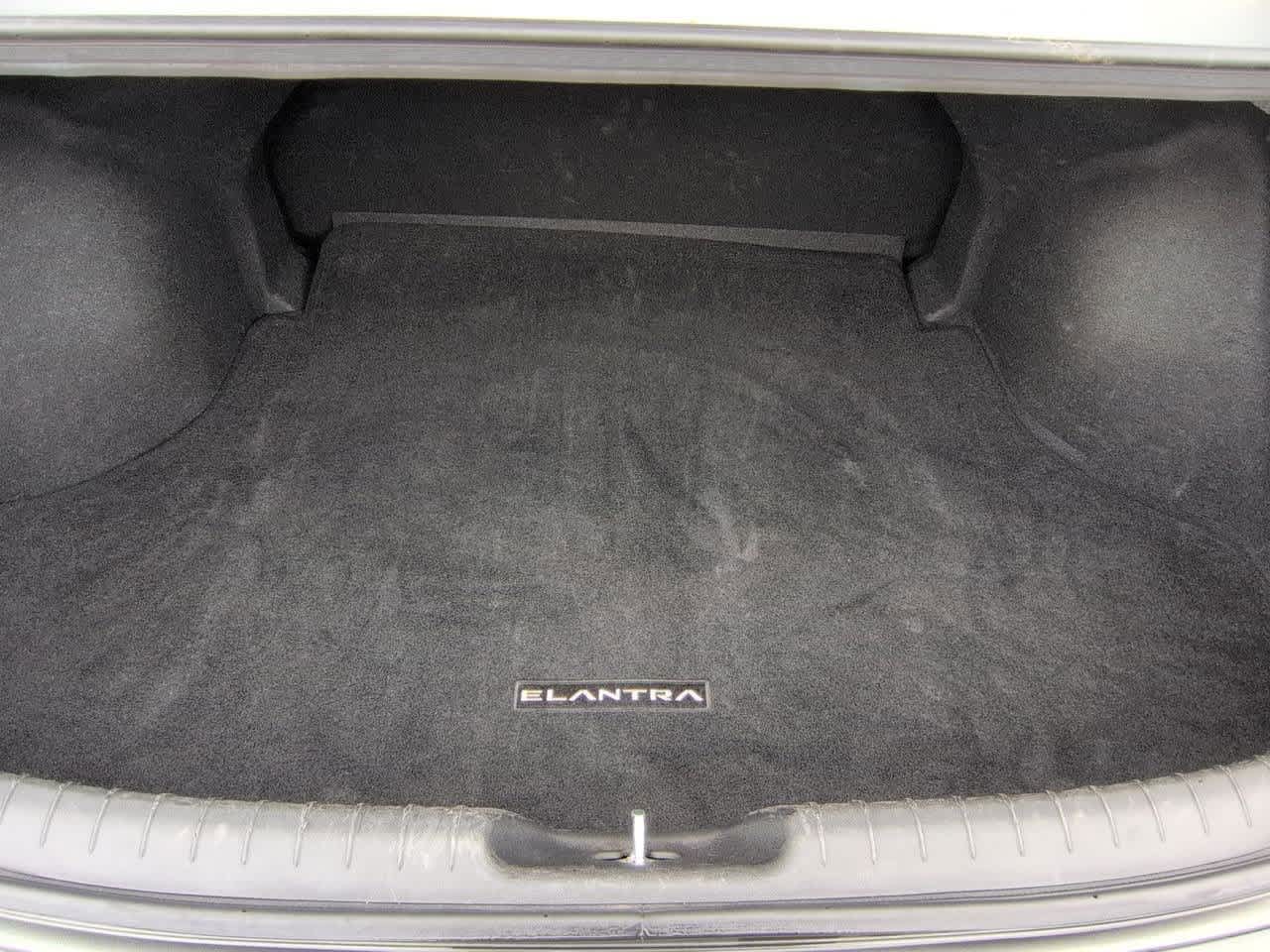 Thumbnail: 2024 Hyundai Elantra - 33