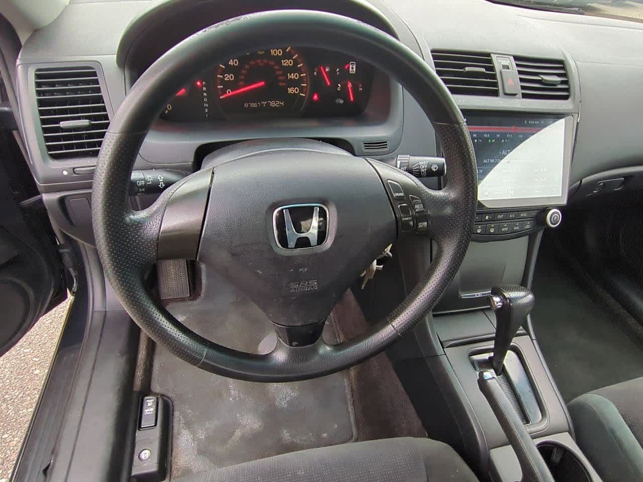 Thumbnail: 2004 Honda Accord - 18