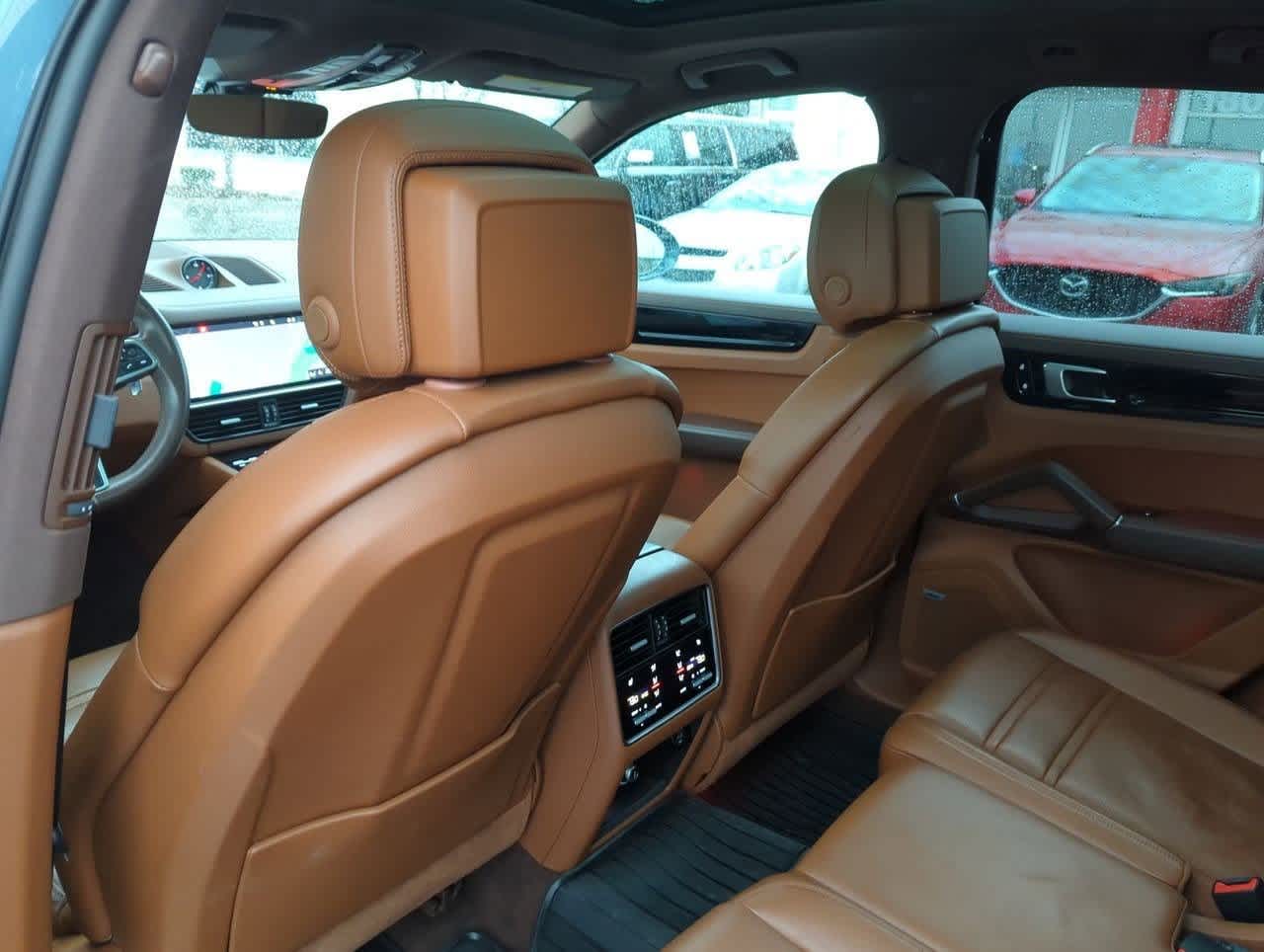 Thumbnail: 2019 Porsche Cayenne - 16