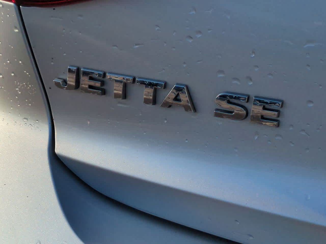 Thumbnail: 2015 Volkswagen Jetta - 12