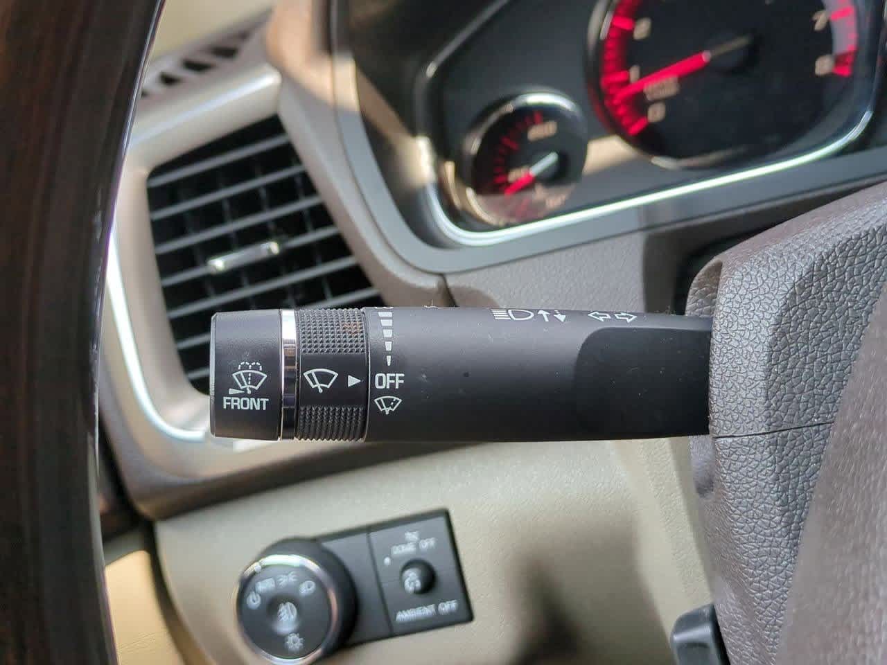 Thumbnail: 2014 GMC Acadia - 27