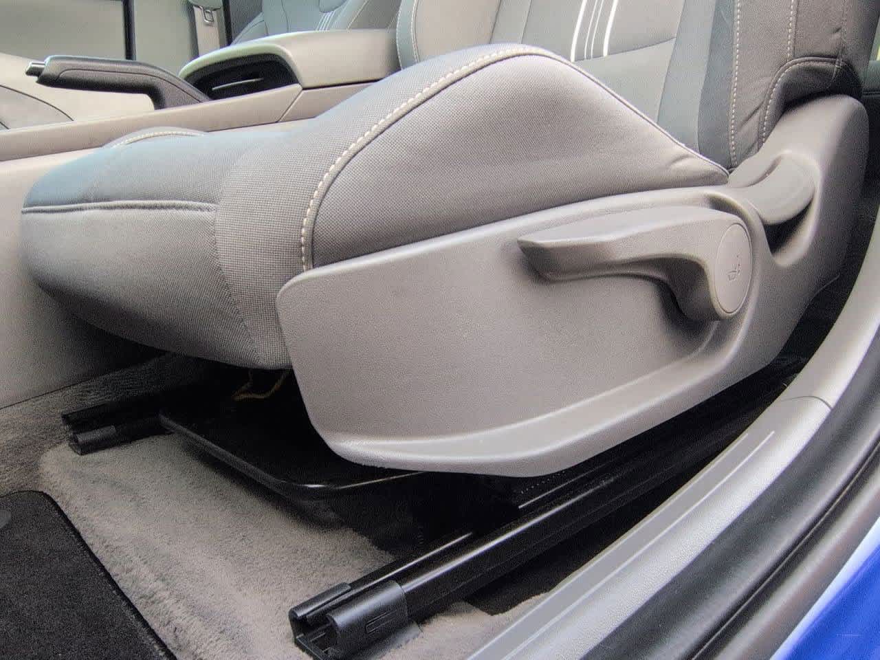 Thumbnail: 2023 Hyundai Elantra - 17