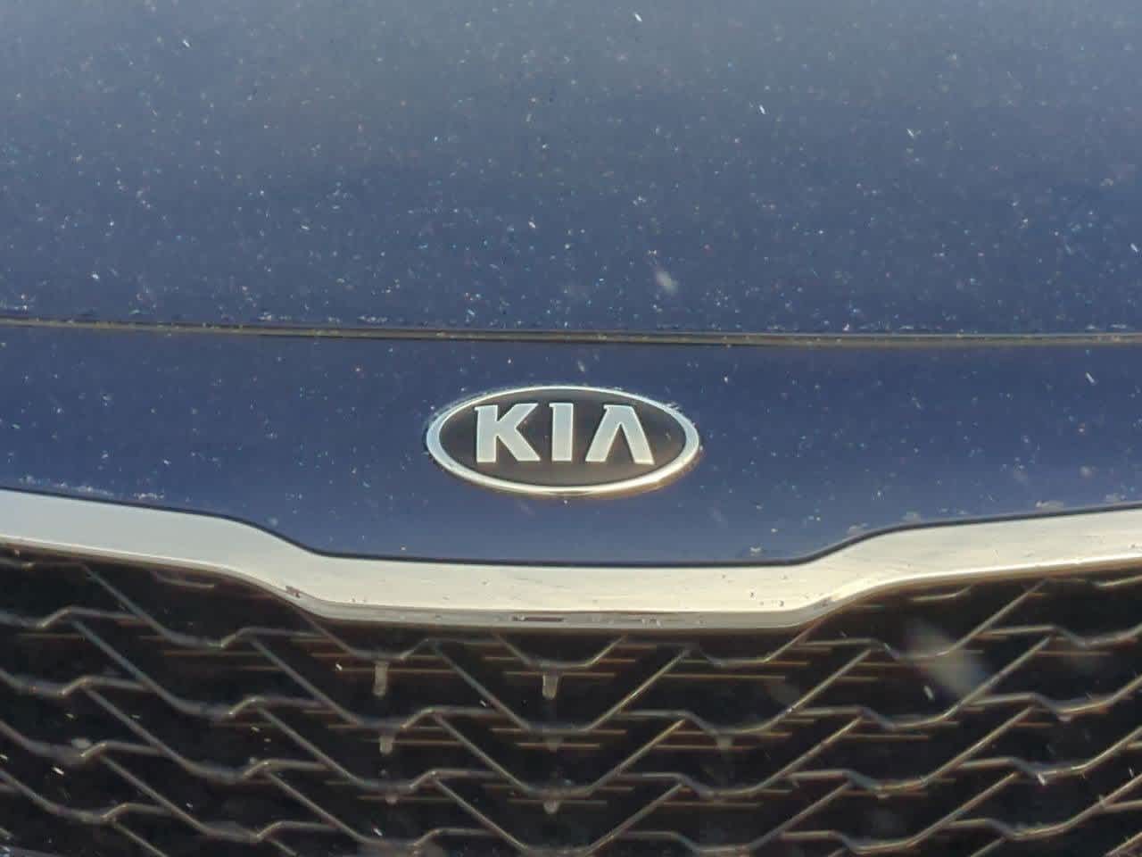 Thumbnail: 2020 Kia Optima - 11