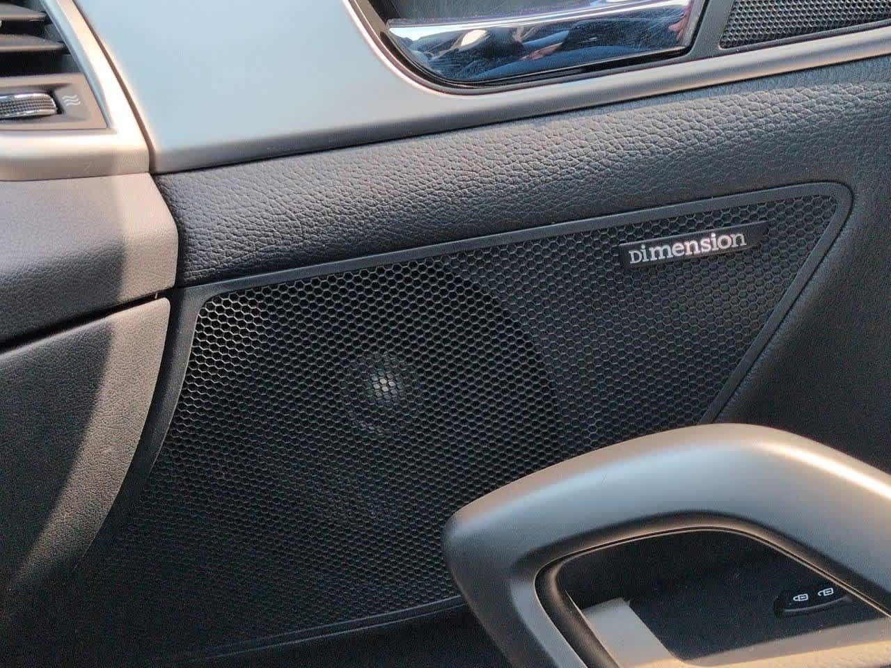 Thumbnail: 2013 Hyundai Veloster - 28