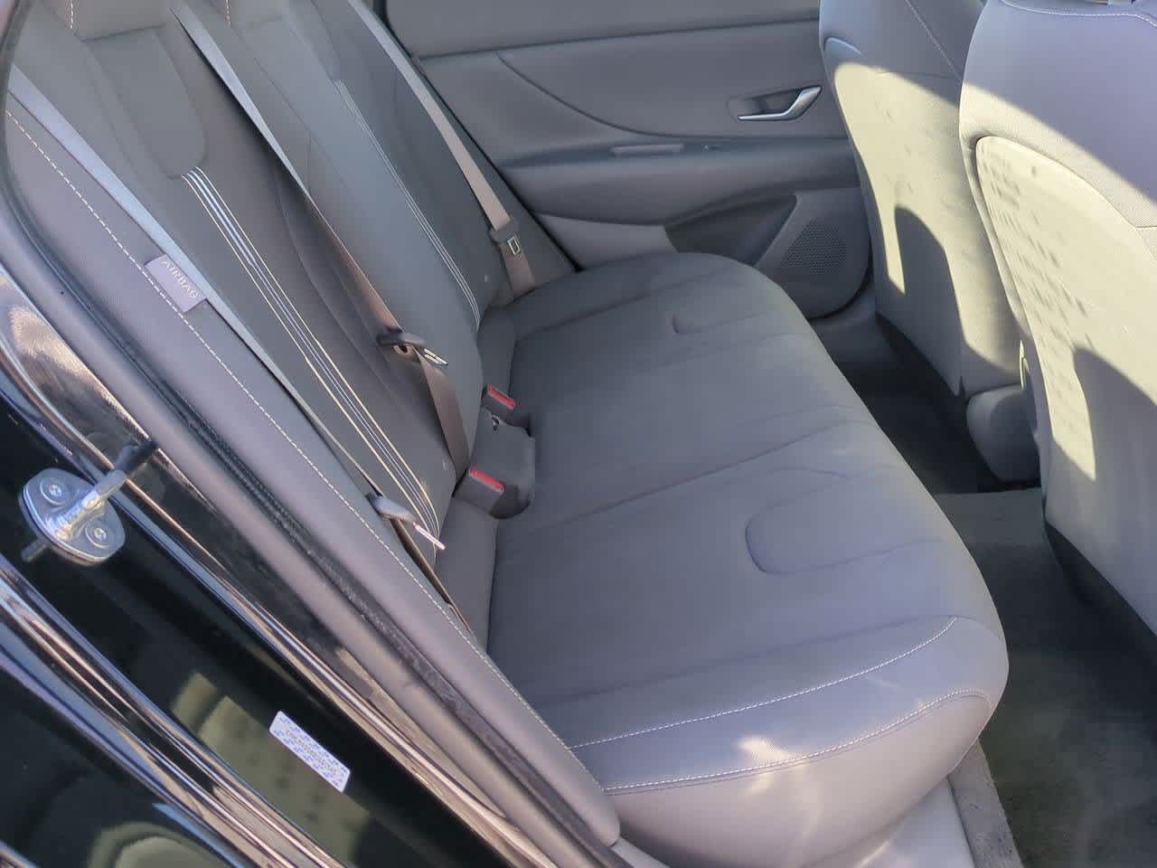 Thumbnail: 2024 Hyundai Elantra - 17