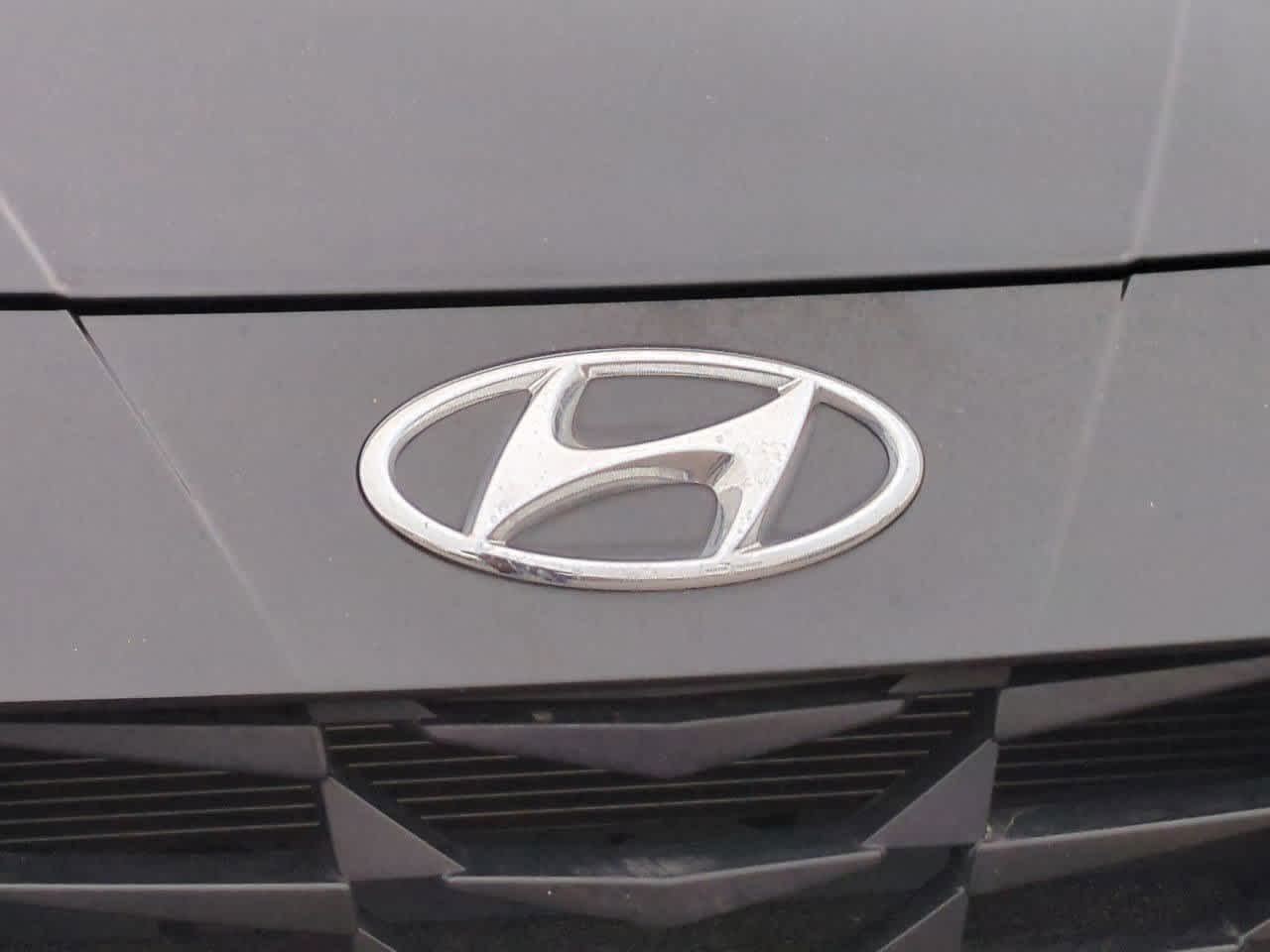 Thumbnail: 2023 Hyundai Elantra - 11