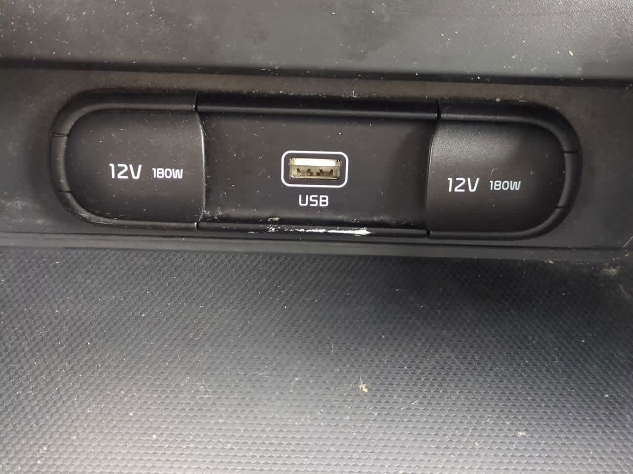 Thumbnail: 2020 Kia Soul - 28