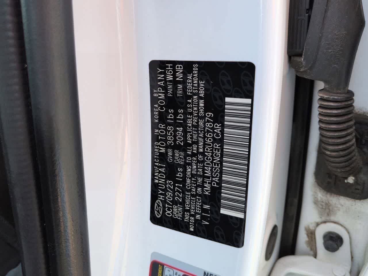 Thumbnail: 2024 Hyundai Elantra - 35