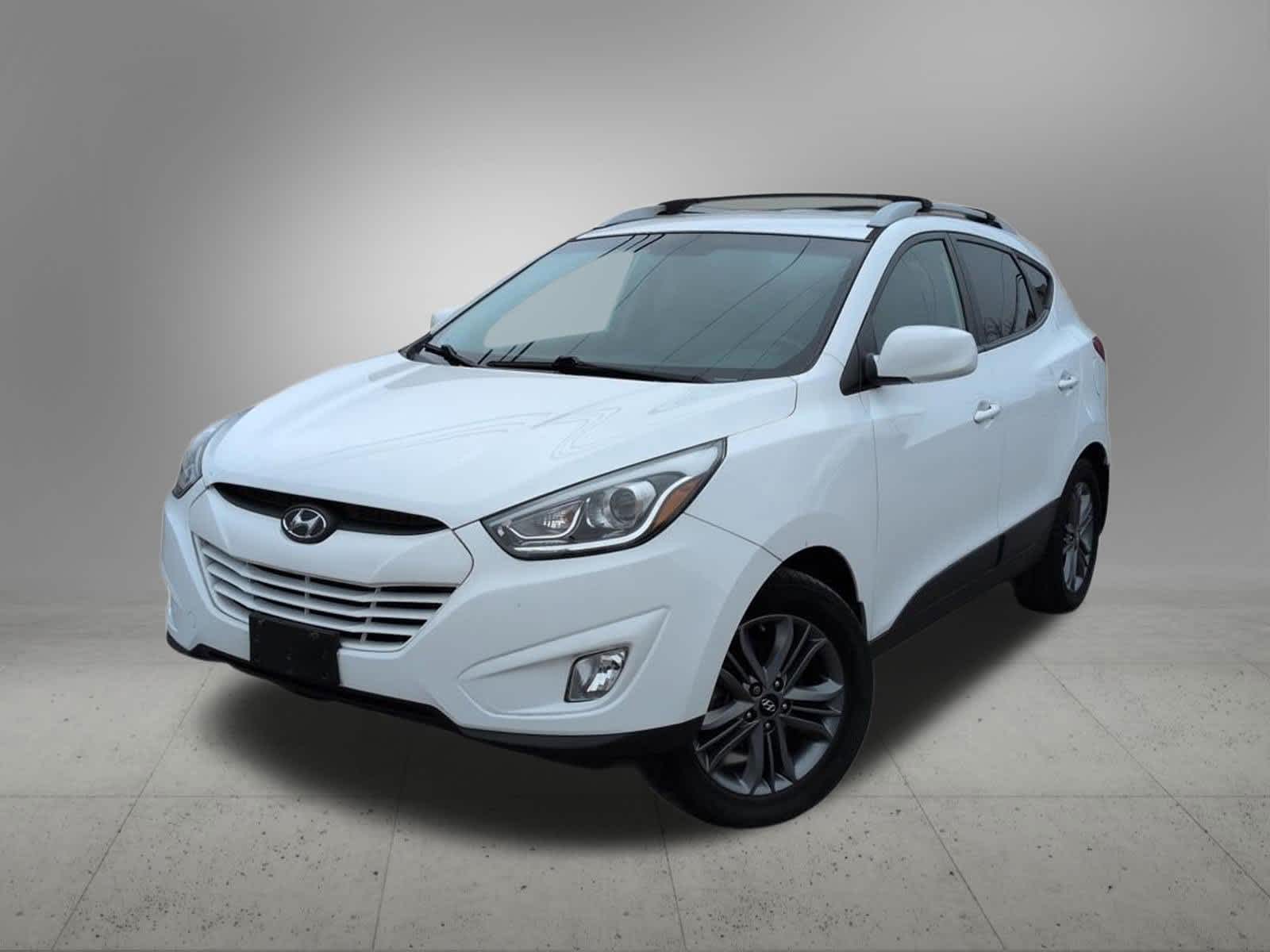 Thumbnail: 2015 Hyundai Tucson - 1