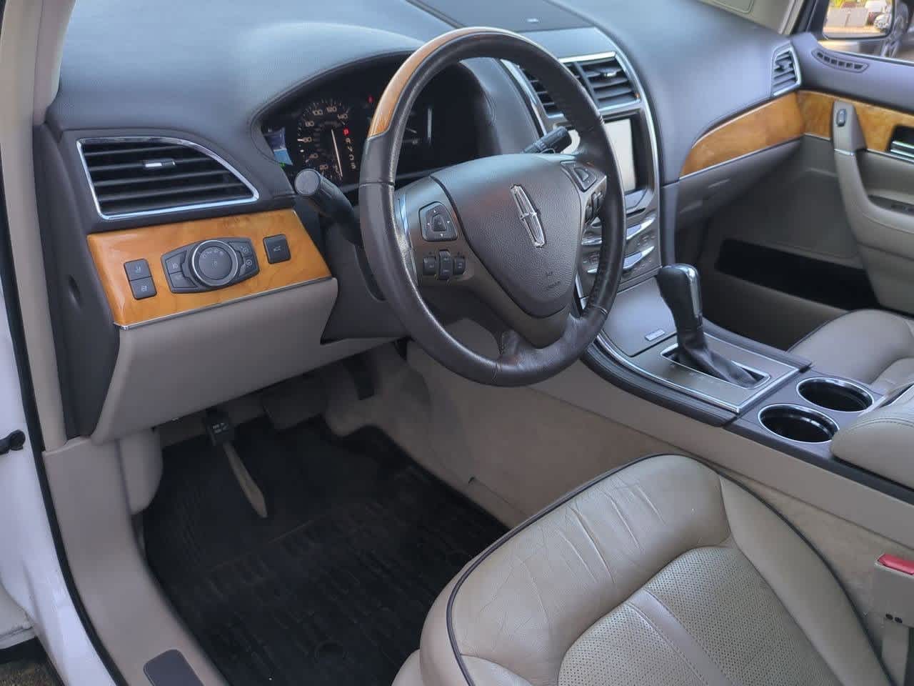 Thumbnail: 2013 Lincoln MKX - 2