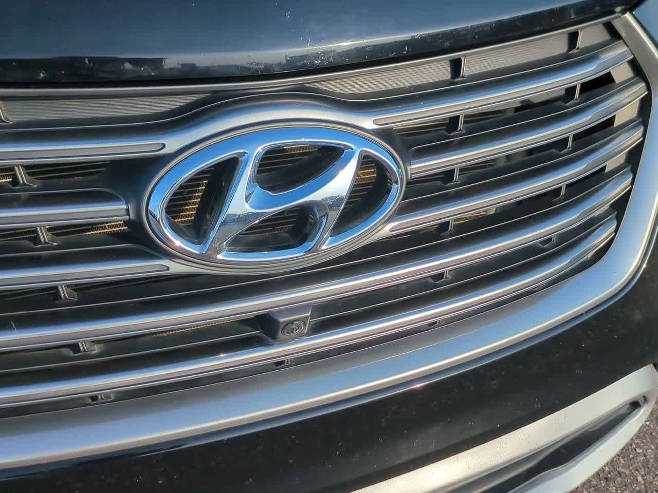 Thumbnail: 2017 Hyundai Santa Fe - 11