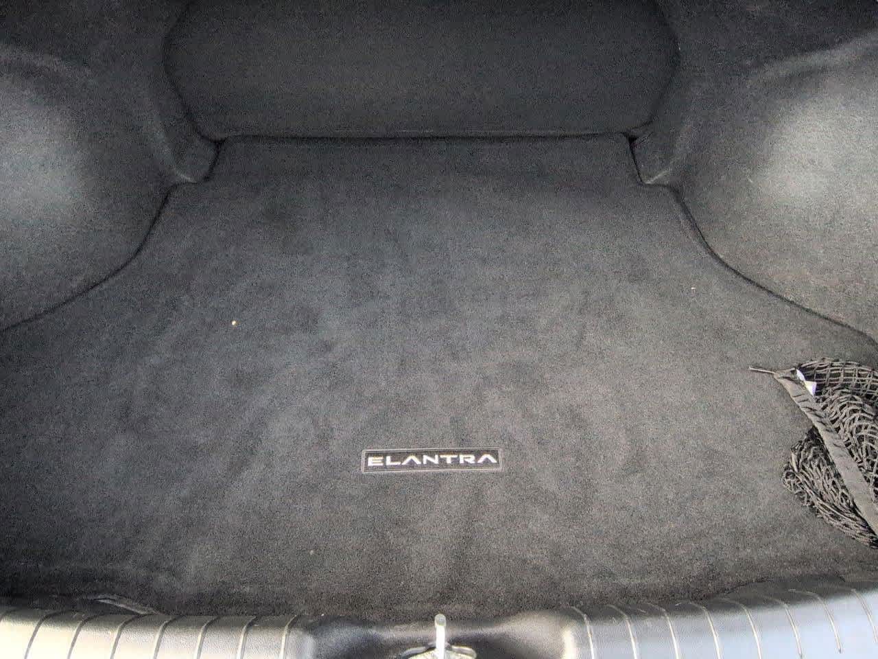 Thumbnail: 2023 Hyundai Elantra - 32