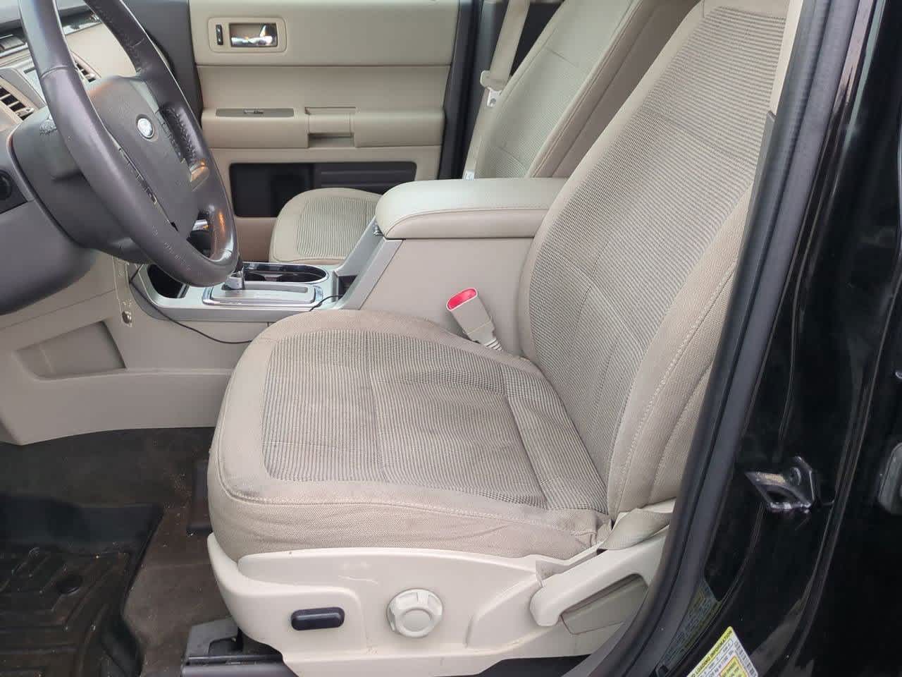 Thumbnail: 2012 Ford Flex - 15