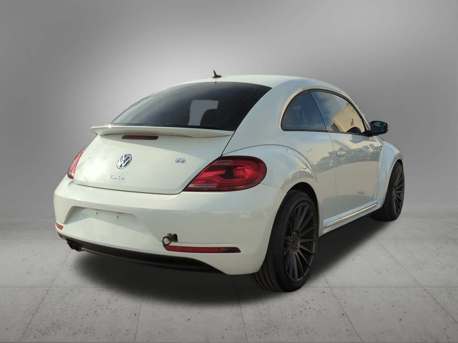 Thumbnail: 2019 Volkswagen Beetle - 6